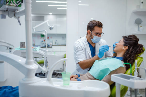 Best Emergency Dental Care  in Lake Wazeecha, WI